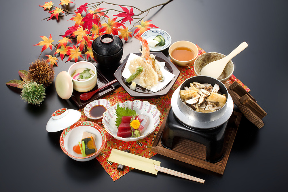 松茸釜めし（松）