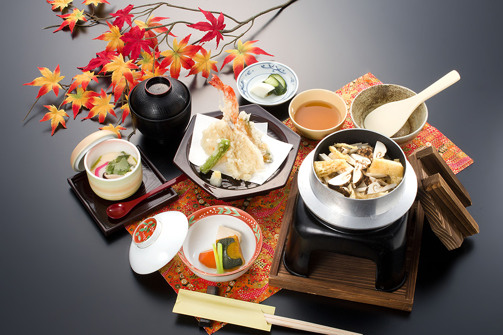 松茸釜めし（竹）